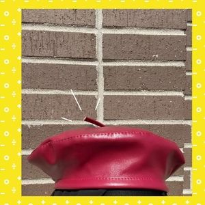 💕Cute Solid Burgundy Beret / One-Size❤️